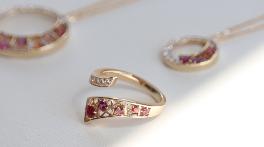 完成したジュエリー